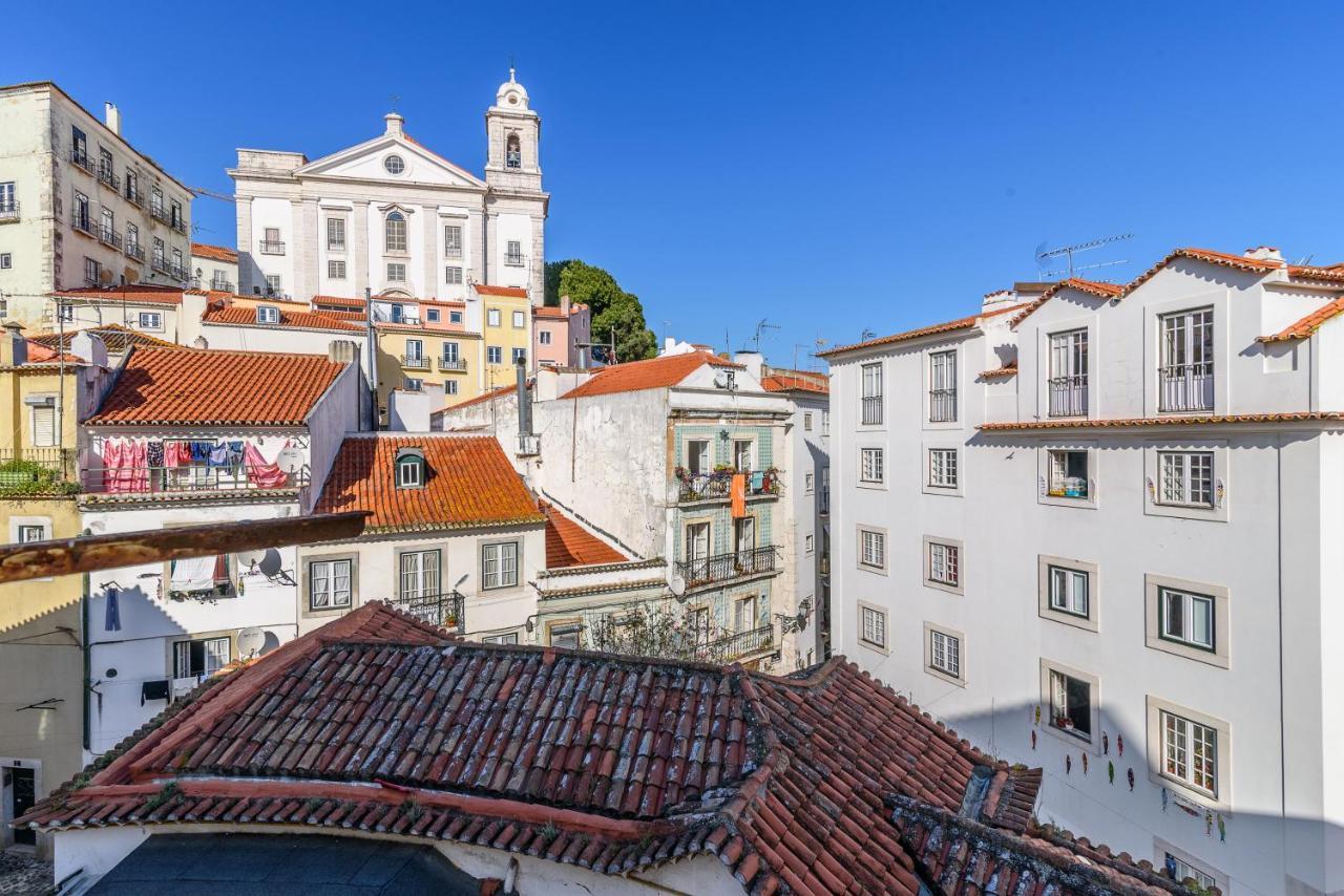 Joivy Cosy 1-bed Flat With Seaview In Alfama Apartment Lissabon